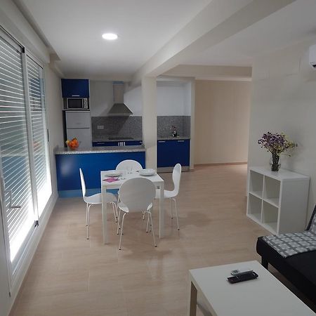 Apartamentos La Rosita Benidorm Chambre photo