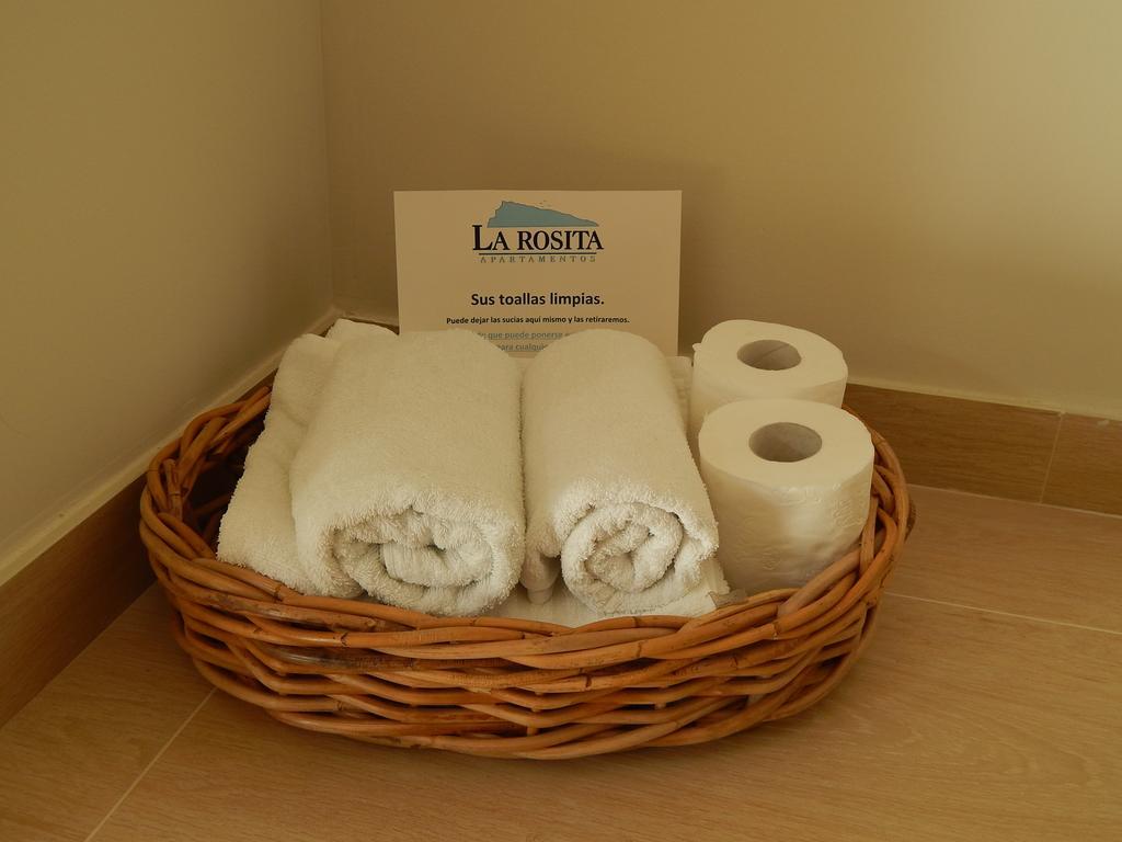 Apartamentos La Rosita Benidorm Extérieur photo