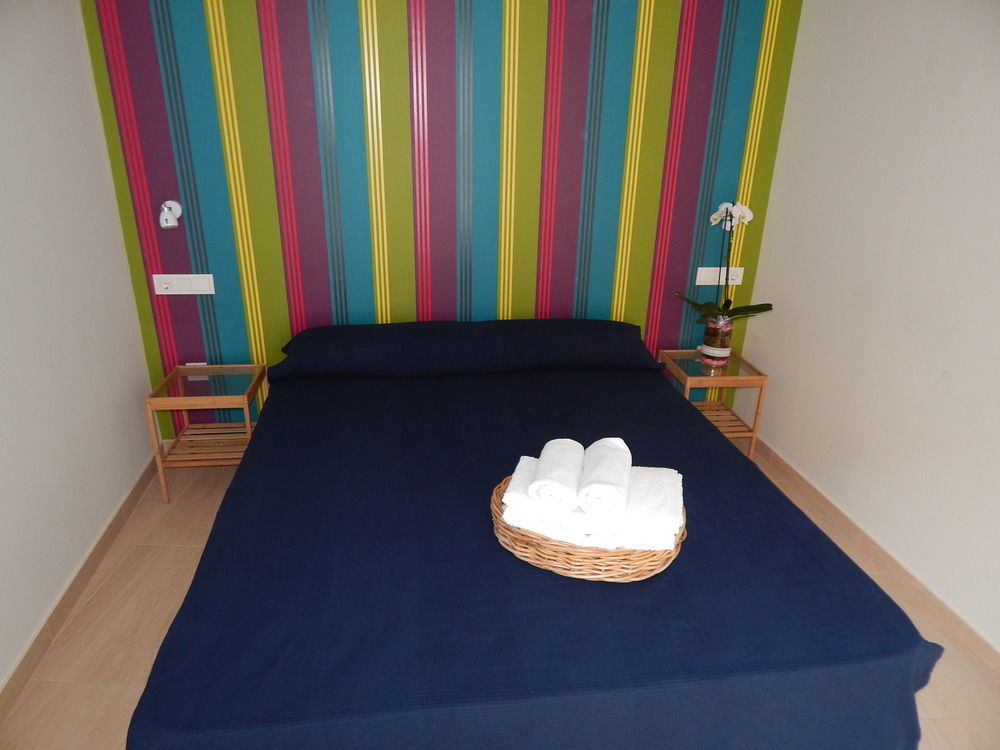 Apartamentos La Rosita Benidorm Extérieur photo